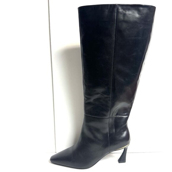 Vince Camuto Women's Sutton Boot Black Size 9W XC-Calf